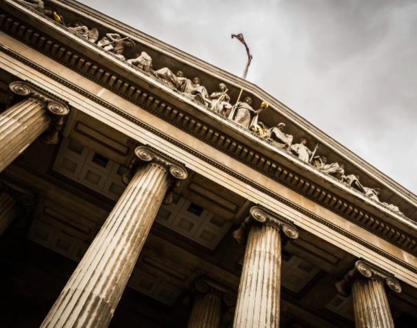 Comment effectuer suivi juridique entreprise annonce legale