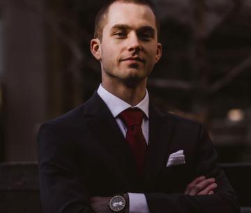 Faut-il créer ou reprendre une entreprise ? - Annonce légale